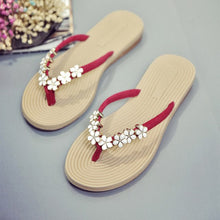 Load image into Gallery viewer, Tiny Flowers Flip Flops Women Beach Slippers 2017 Summer Shoes Fashion Women&#39;s Slippers Ladies Flip Flops Brand Non-slip ZH2256