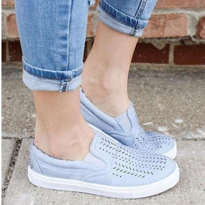 HEE GRAND Women Breathing Flats 2018 New Autumn Fashion Flats Women Causal Shoes Sneakers Slip-on Women Shoes XWD6523