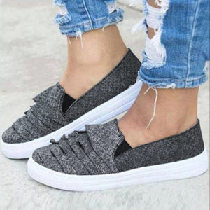 HEE GRAND 2018 New Women Flats Women Causal Slip-on Fashion Sneaker Solid Color Flat Loafer Soft Elegant Mujer Shoes XWD6999