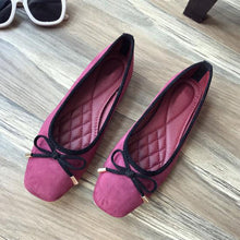 Load image into Gallery viewer, Fashion Women Boat Shoes Soft Single Shoes Women&#39;s Flats Plus Size Black Red A286