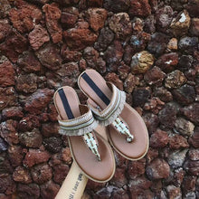 Load image into Gallery viewer, Bohemian Sandals Women Flat Beach Summer Shoes Flip Flops Women&#39;s Sandals Ladies Brand Shoes ZH2950